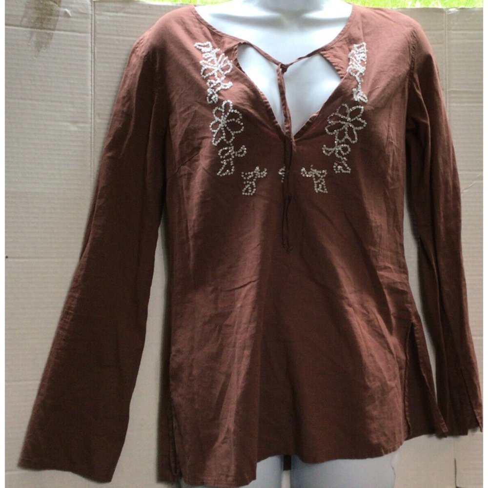 Oboe tunic top embellished neck line and side slit